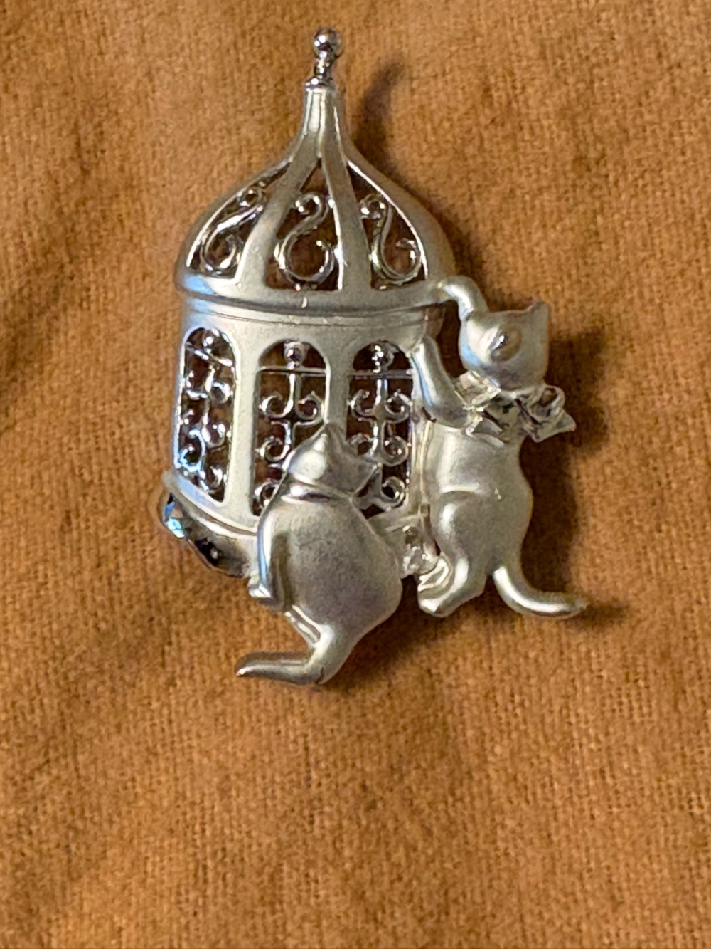 Vintage Silver Cats at Birdcage Decorative Brooch - Silver Color